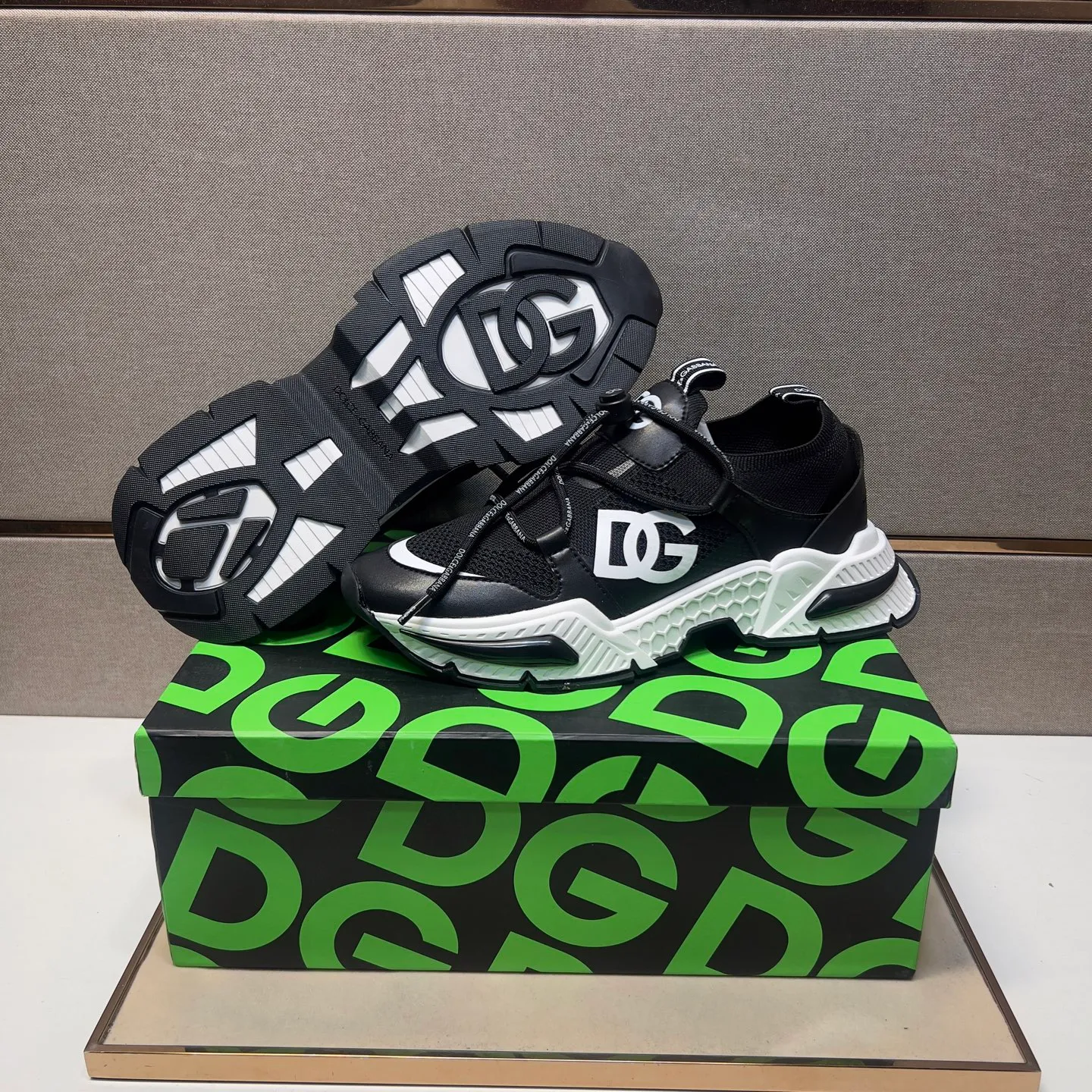 Men's men's shoes 💰pp500【Dg～】couple casual shoes 2025z cabinet sales simultaneously 🔶Size: 35-44#️⃣ 🔷1 color🔜The upper is made of multi-material splicing➕Mesh lining, comfortable and breathable, sole: original comfortable, wear-resistant and non-slip outsole, ⚠️Real shot📱Photographed🎬The real thing is better📢📢📢